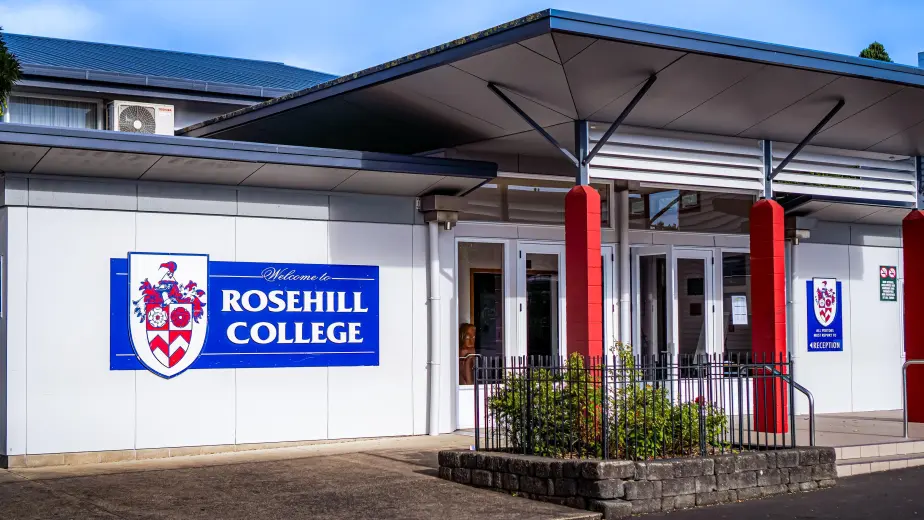 Du học Trung học New Zealand - Trường Rosehill College