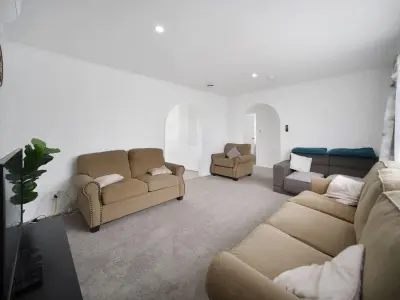 12a Everitt Road, Otara, NZ 2013