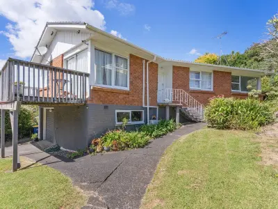 17 Sovereign Place, Glenfield, Auckland, New Zealand 0627