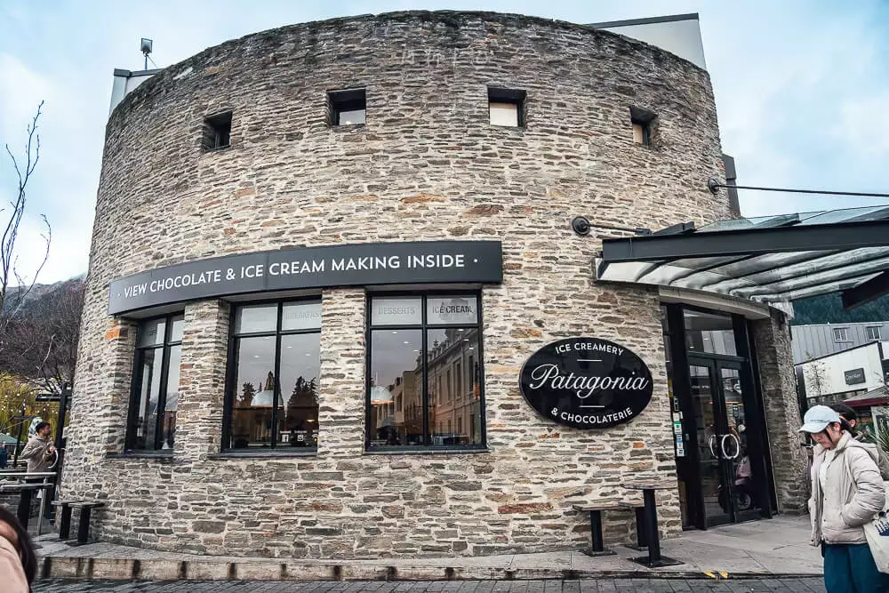Patagonia Chocolates — thiên đường sôcôla và kem gelato nằm trên bờ hồ Wakatipu